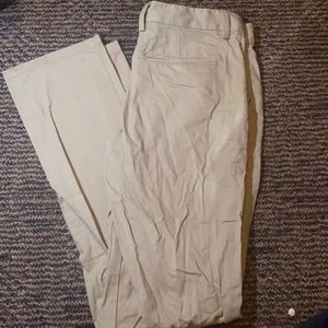 Men’s khaki pants
